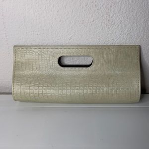 White leather open handle clutch